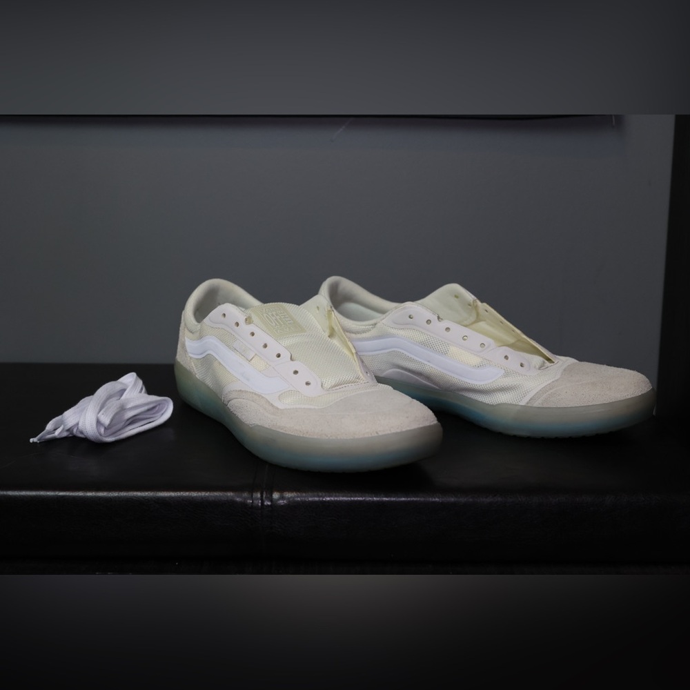 VANS AVE PRO SHOES